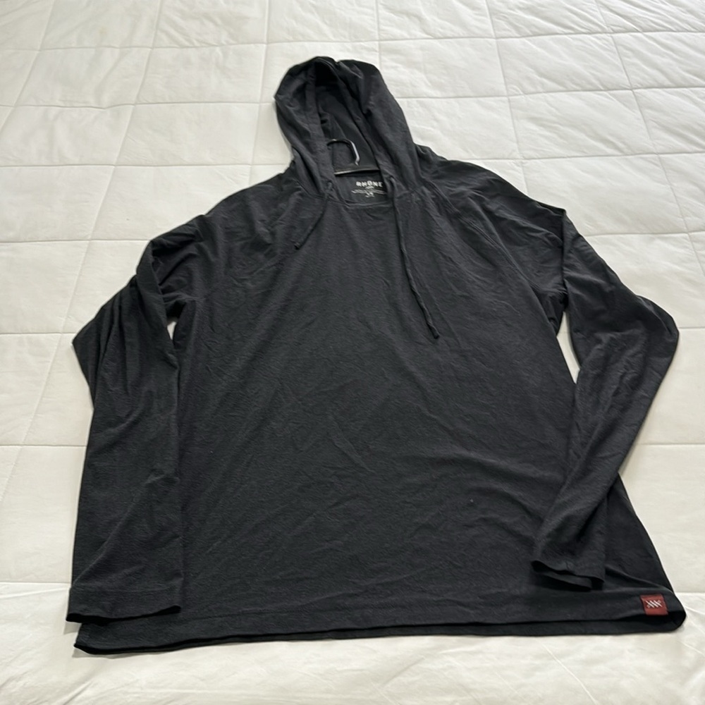 Rhone hooded performance top